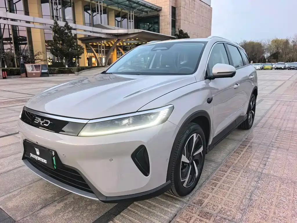 BYD Seal 05 DM-i 2025 из CN, фото 1