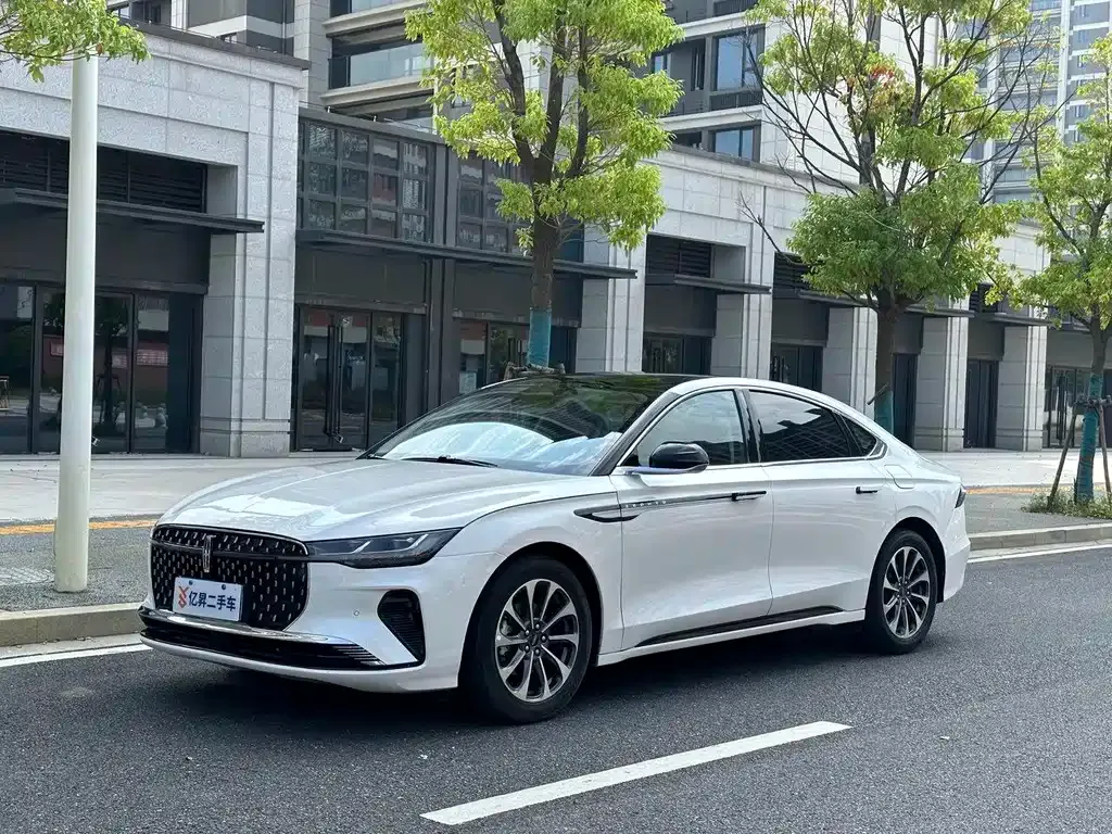 Lincoln Z 2022 из CN, фото 1