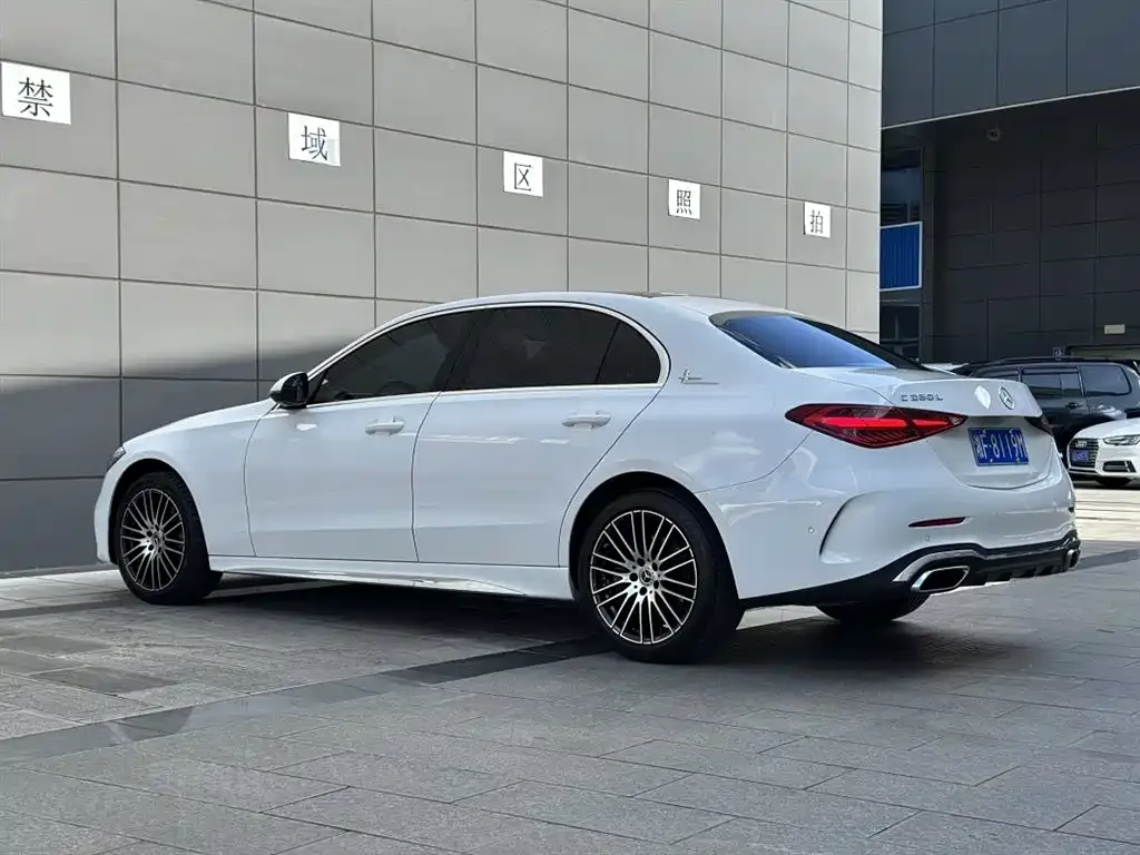 Mercedes-Benz C-Class 2023 из CN, фото 9