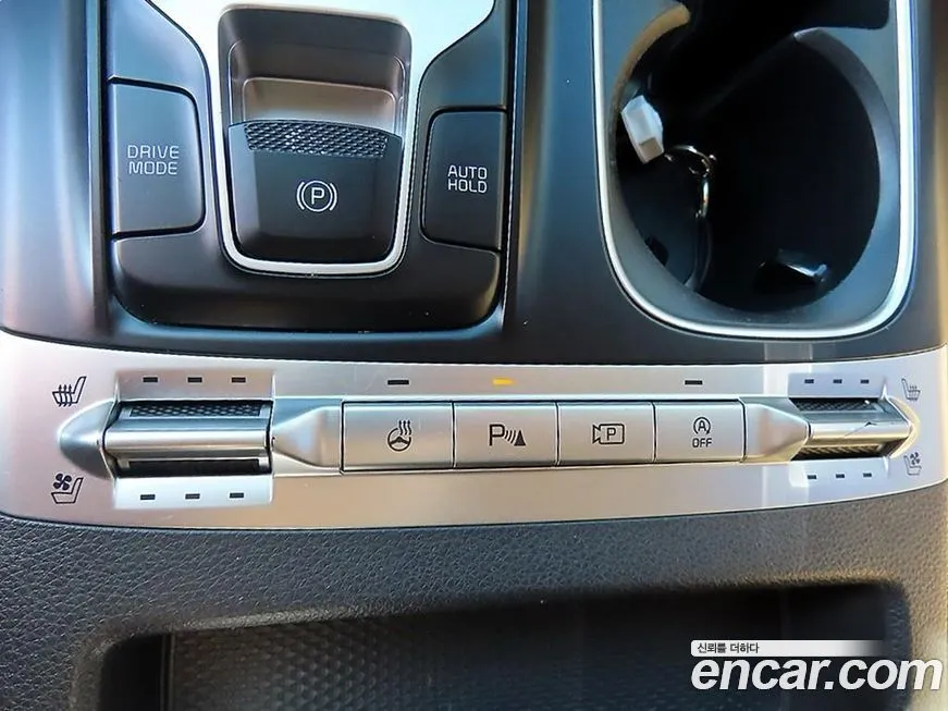 Kia Carnival — фото 10