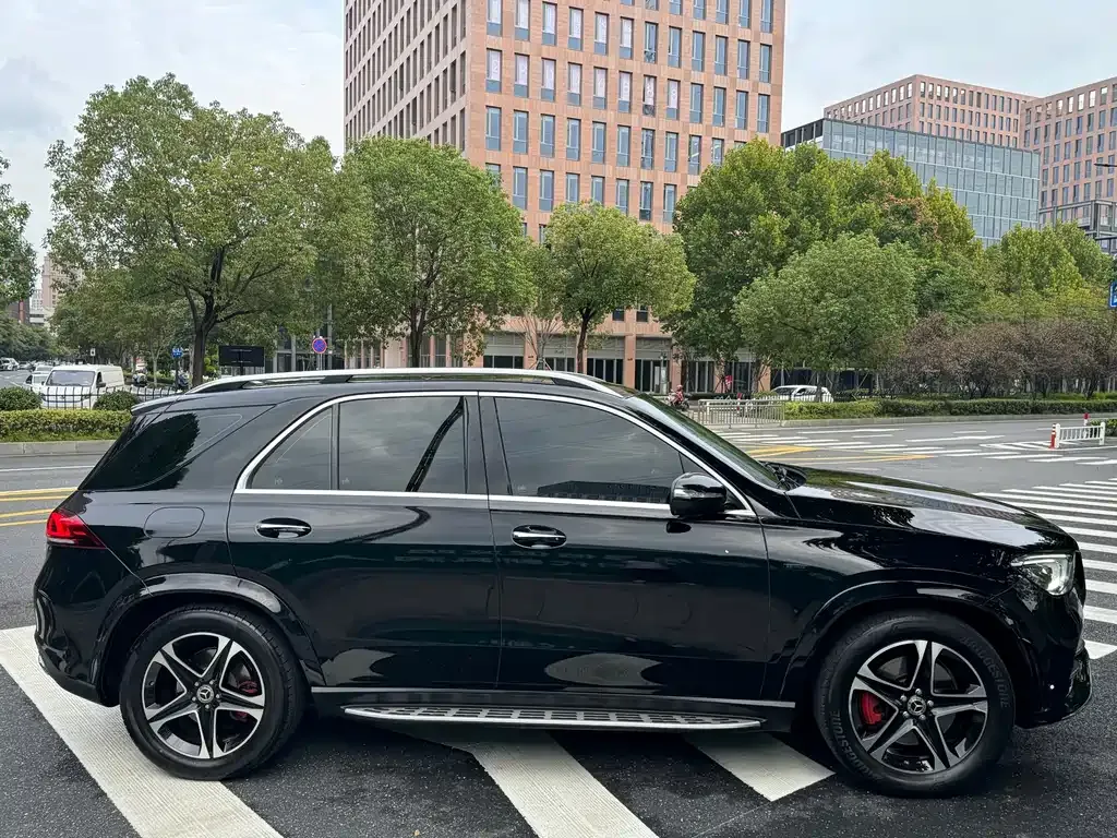 Mercedes-Benz GLE New Energy — фото 4