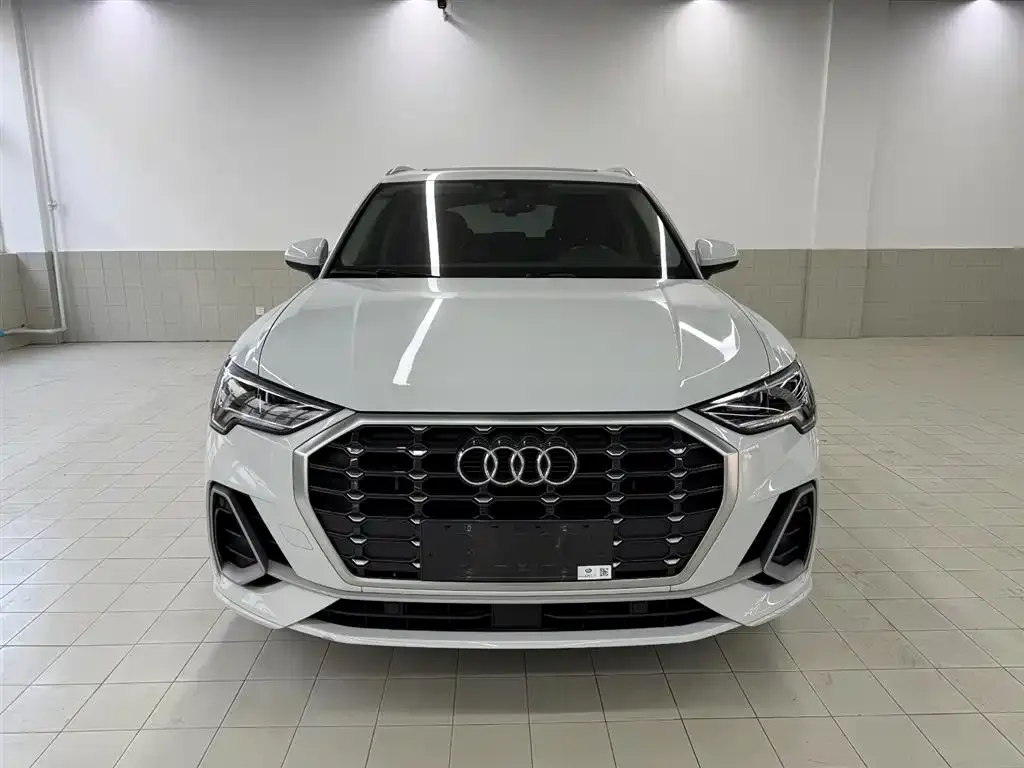 Audi Q3 2021 из CN, фото 3