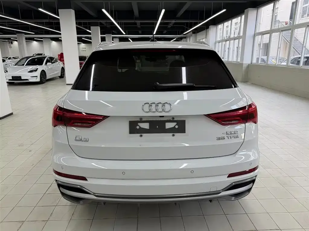 Audi Q3 2021 из CN, фото 4