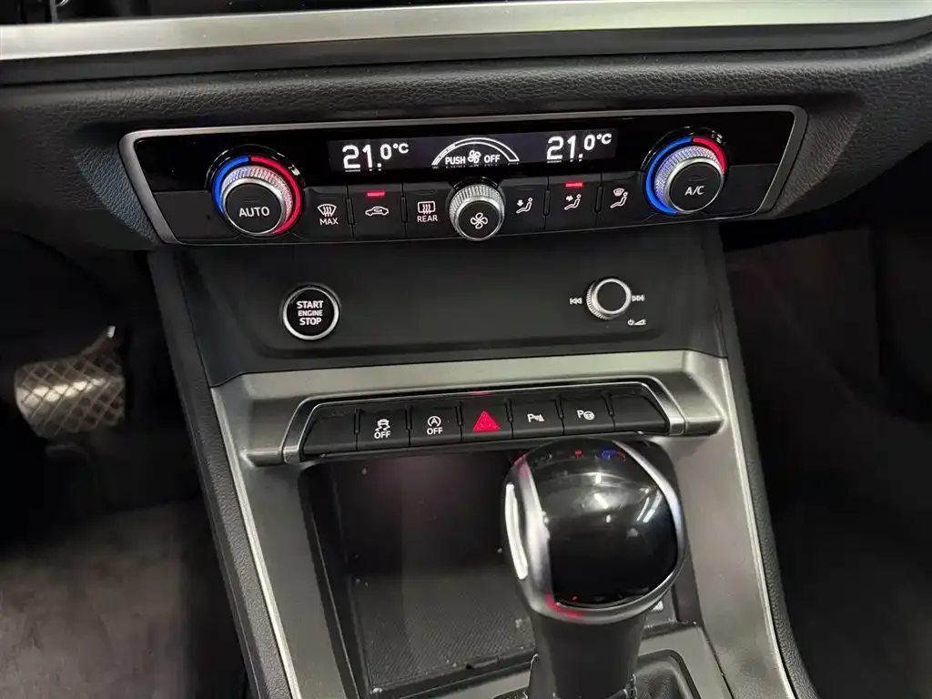 Audi Q3 2021 из CN, фото 9