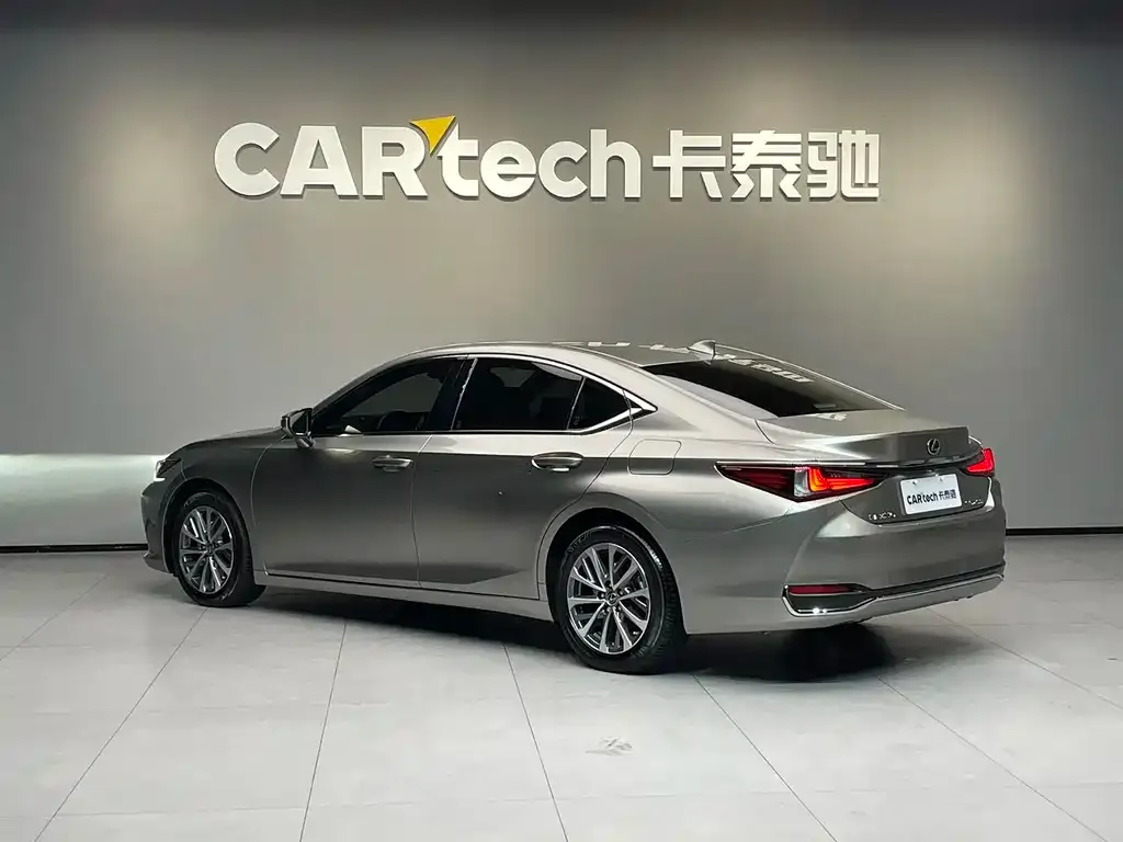 Lexus ES 2022 из CN, фото 6