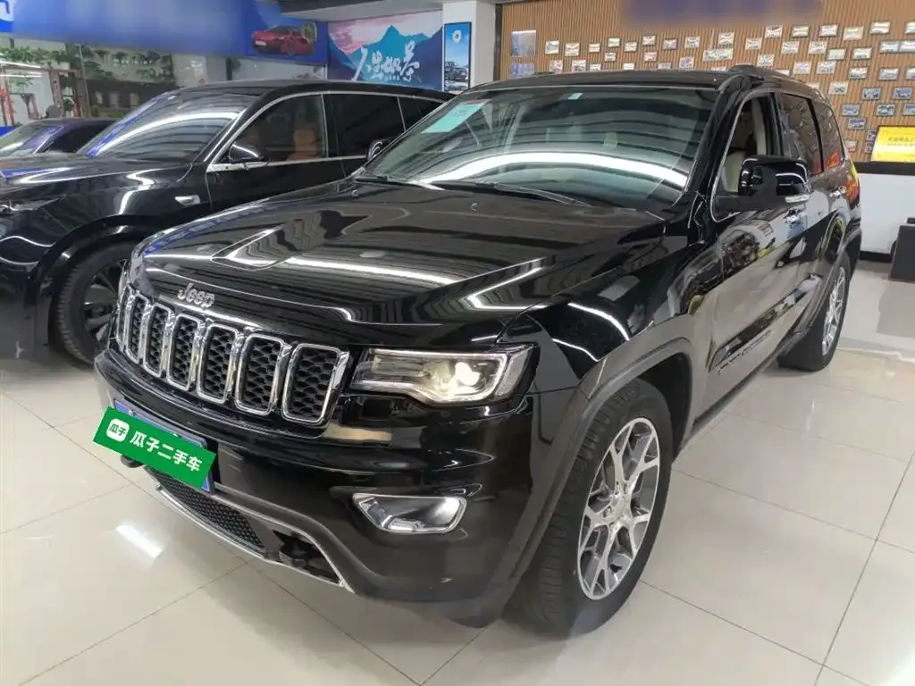 Jeep Grand Cherokee (Import) — фото 1