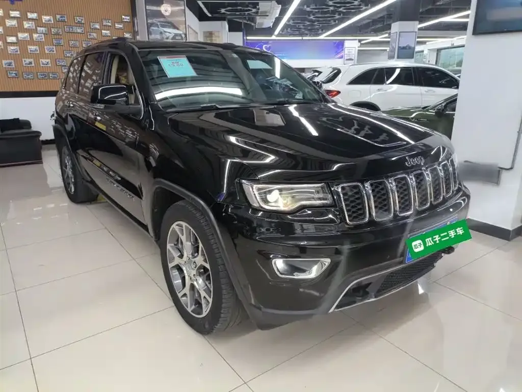 Jeep Grand Cherokee (Import) — фото 4