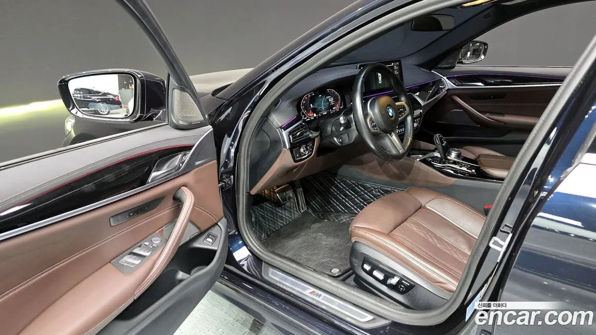 BMW 5-Series 2023 из KR, фото 10