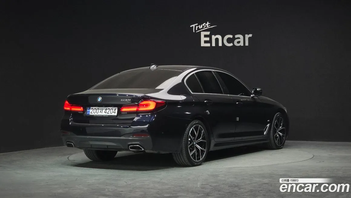 BMW 5-Series 2023 из KR, фото 2