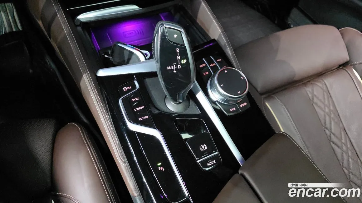 BMW 5-Series 2023 из KR, фото 9