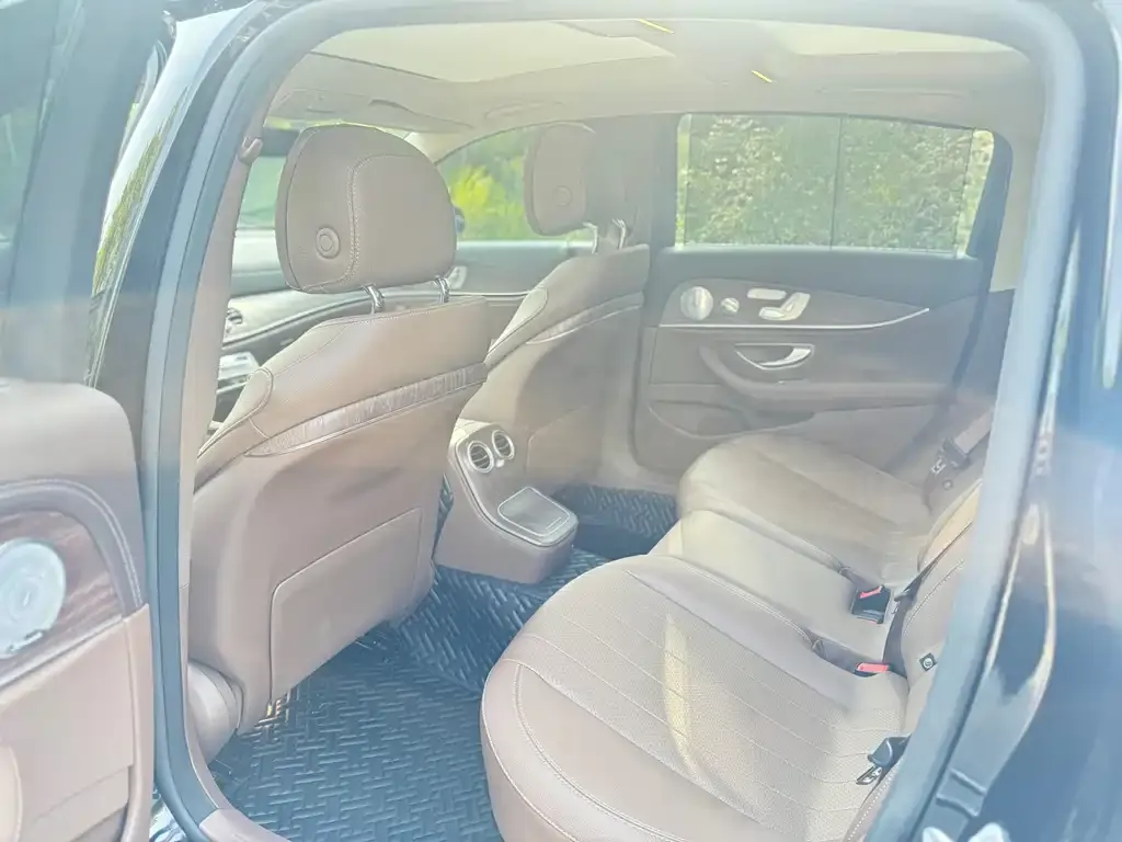 Mercedes-Benz E-Class 2021 из CN, фото 7
