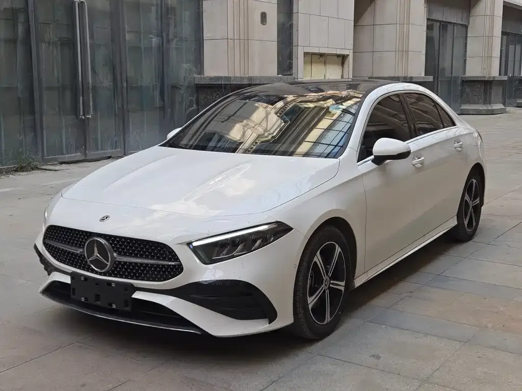 Mercedes-Benz A-Class 2024 из CN, фото 1
