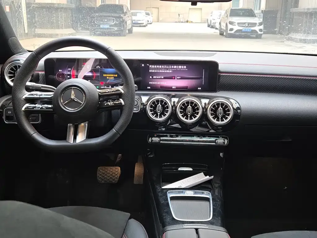 Mercedes-Benz A-Class 2024 из CN, фото 5