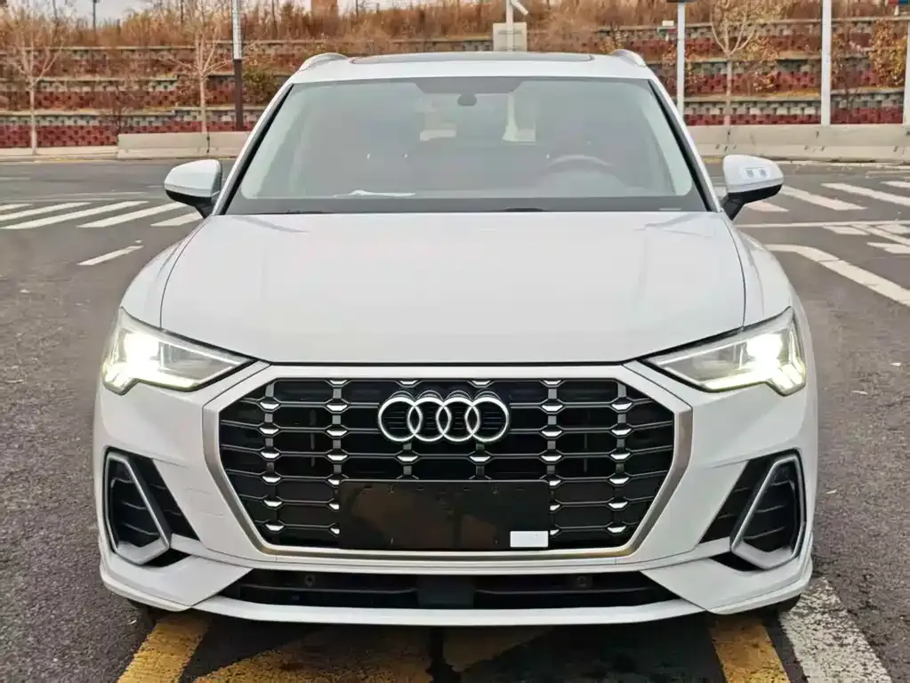 Audi Q3 2021 из CN, фото 2