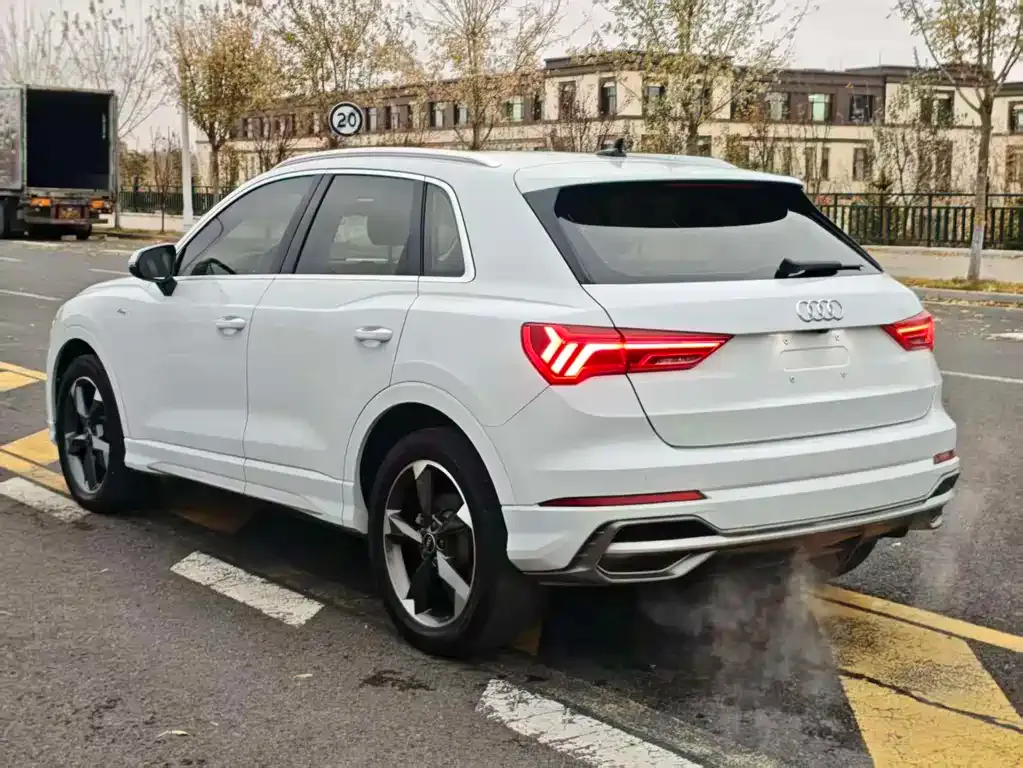 Audi Q3 2021 из CN, фото 6
