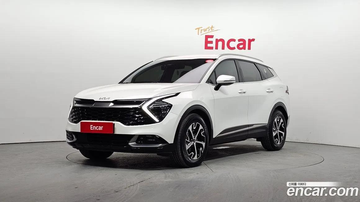 Kia Sportage — фото 1