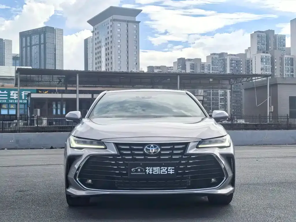 Toyota Avalon 2022 из CN, фото 2