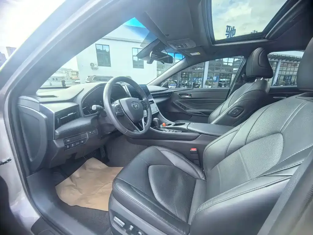 Toyota Avalon 2022 из CN, фото 4