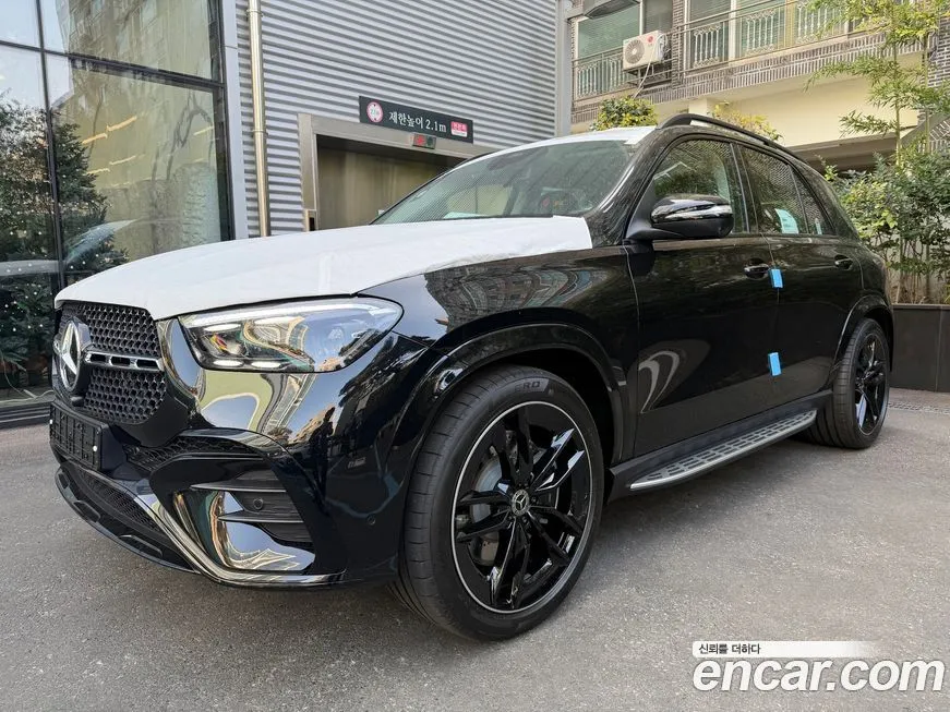 Mercedes-Benz GLE-Class — фото 1