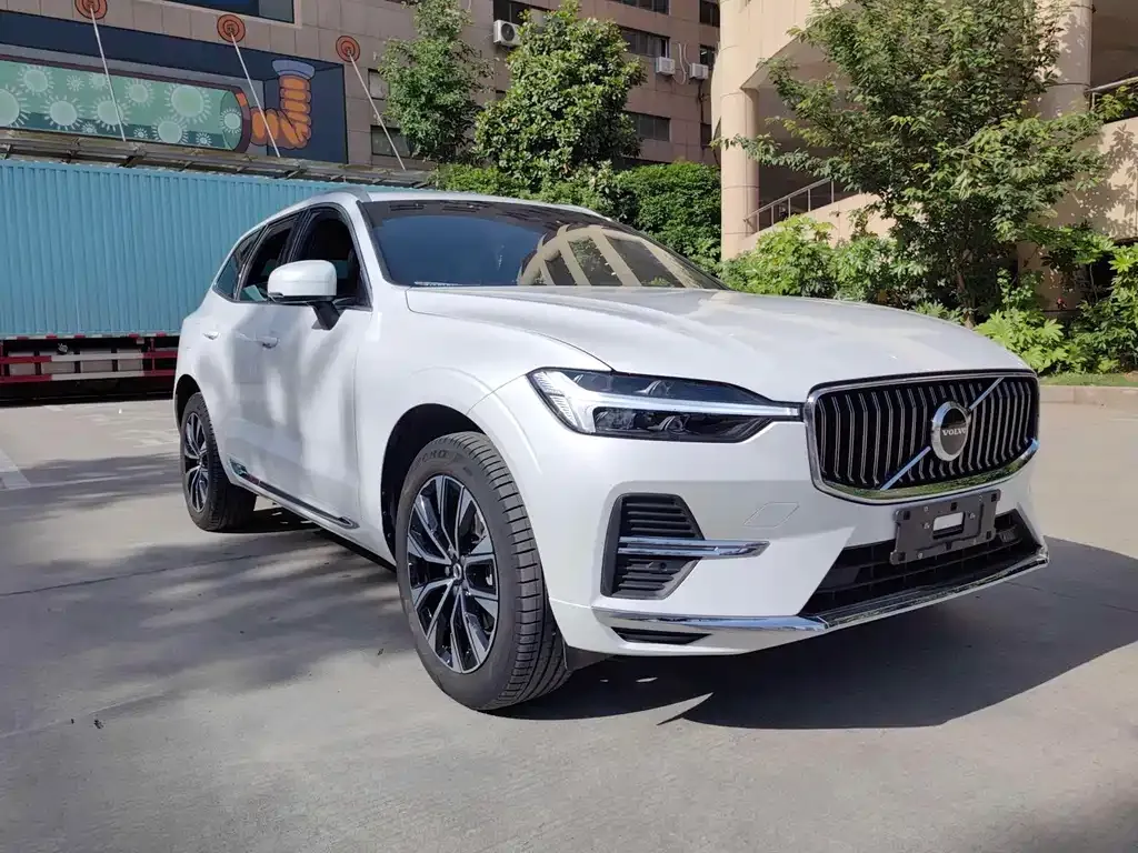 Volvo XC60 2022 из CN, фото 3