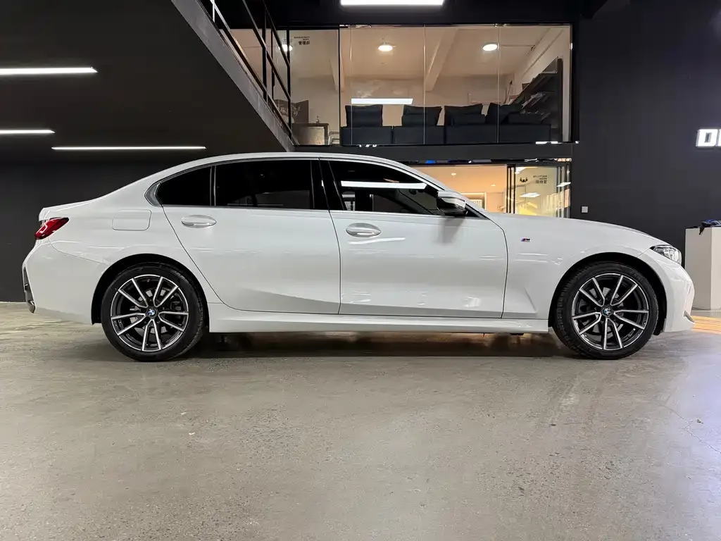 BMW 3 Series — фото 10