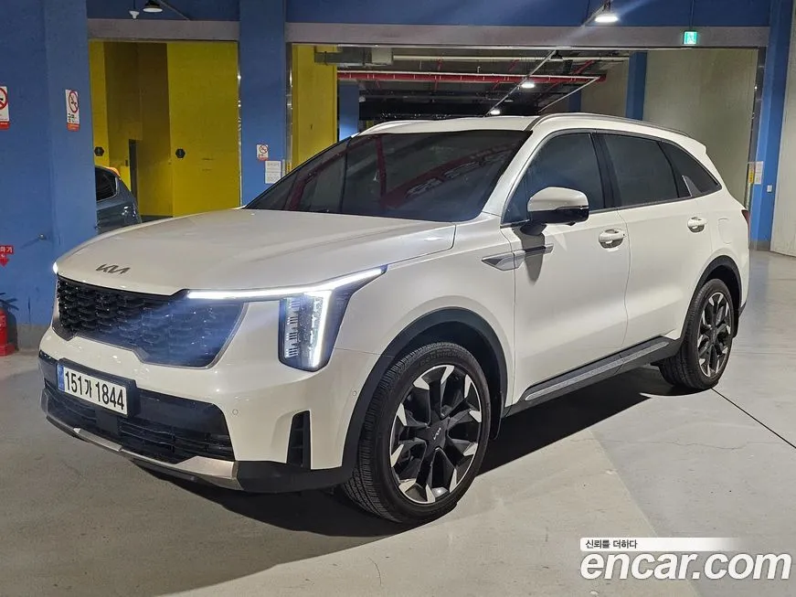 Kia Sorento — фото 1