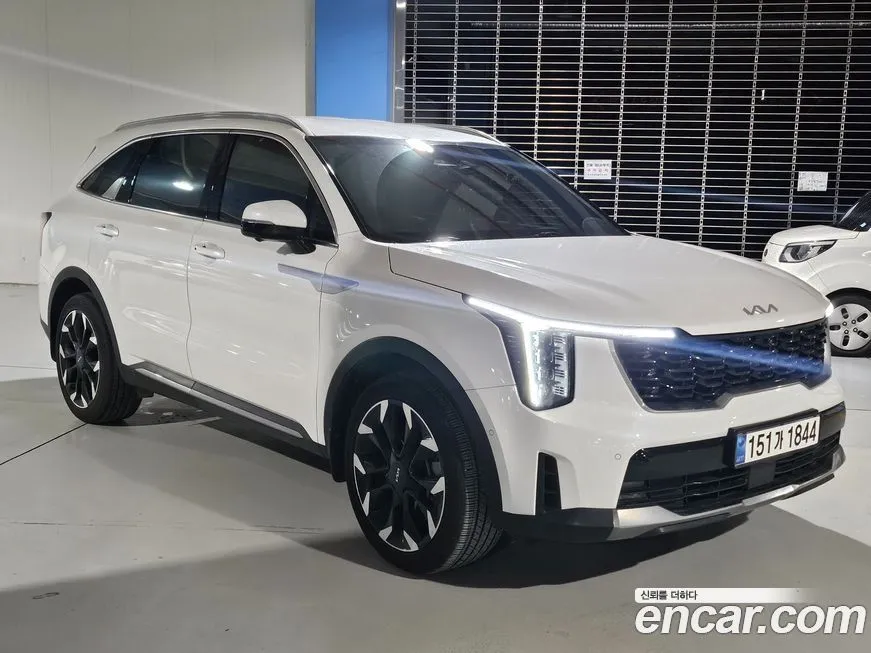 Kia Sorento — фото 3