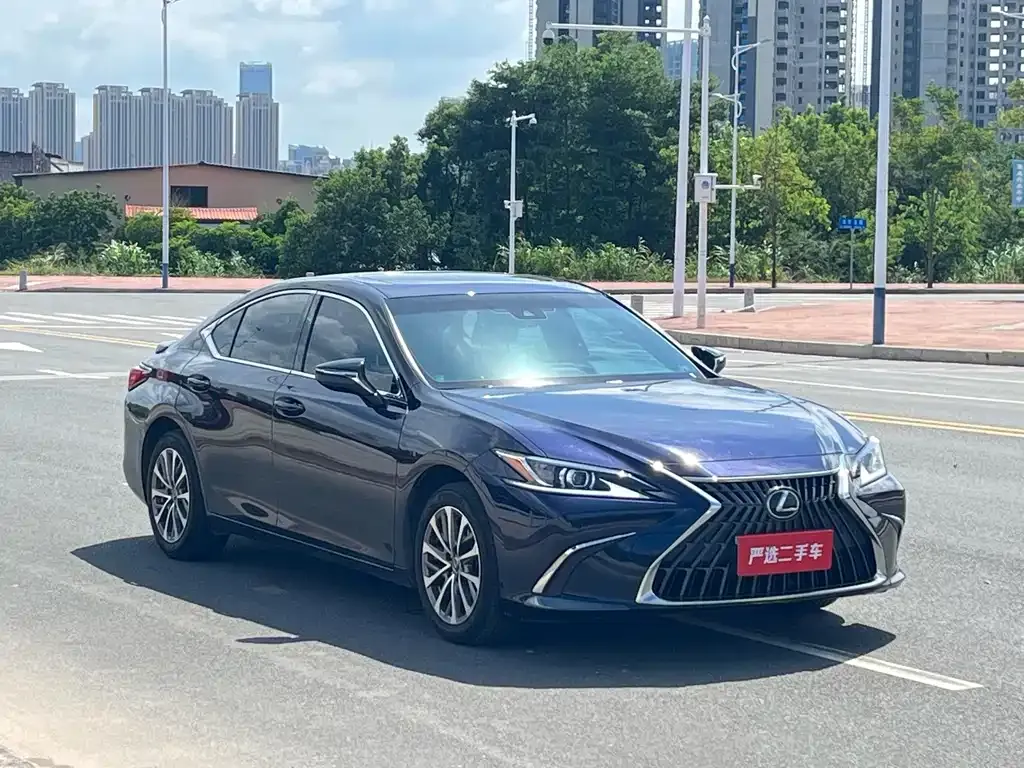 Lexus ES 2023 из CN, фото 3