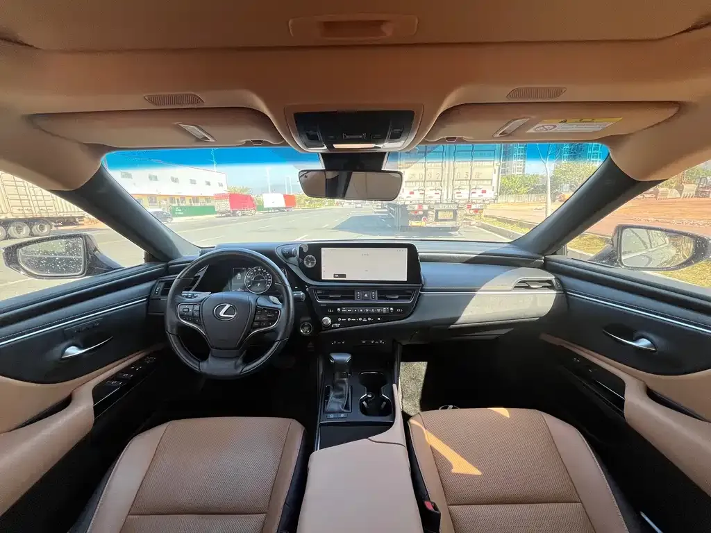 Lexus ES 2023 из CN, фото 9