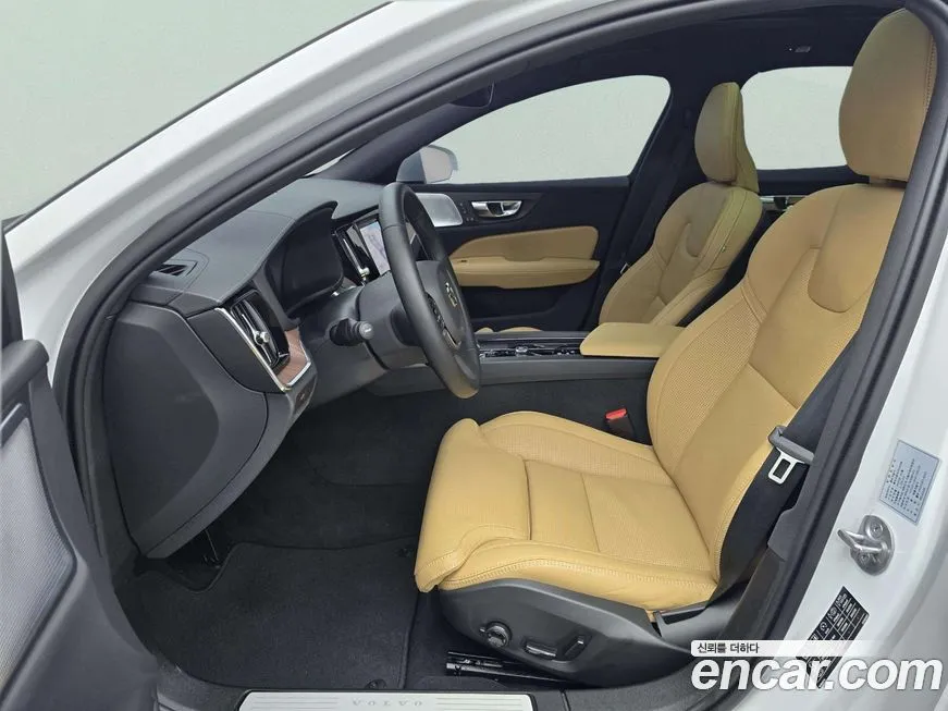 Volvo V60 2025 из KR, фото 10