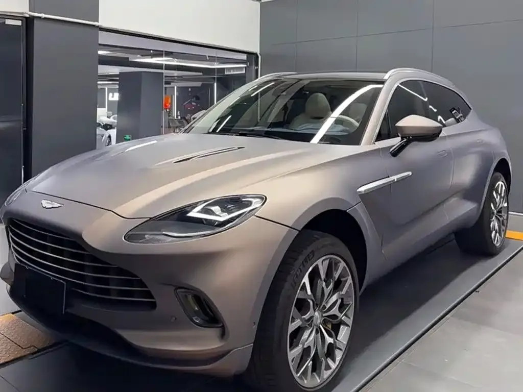 Aston Martin DBX 2021 из CN, фото 1