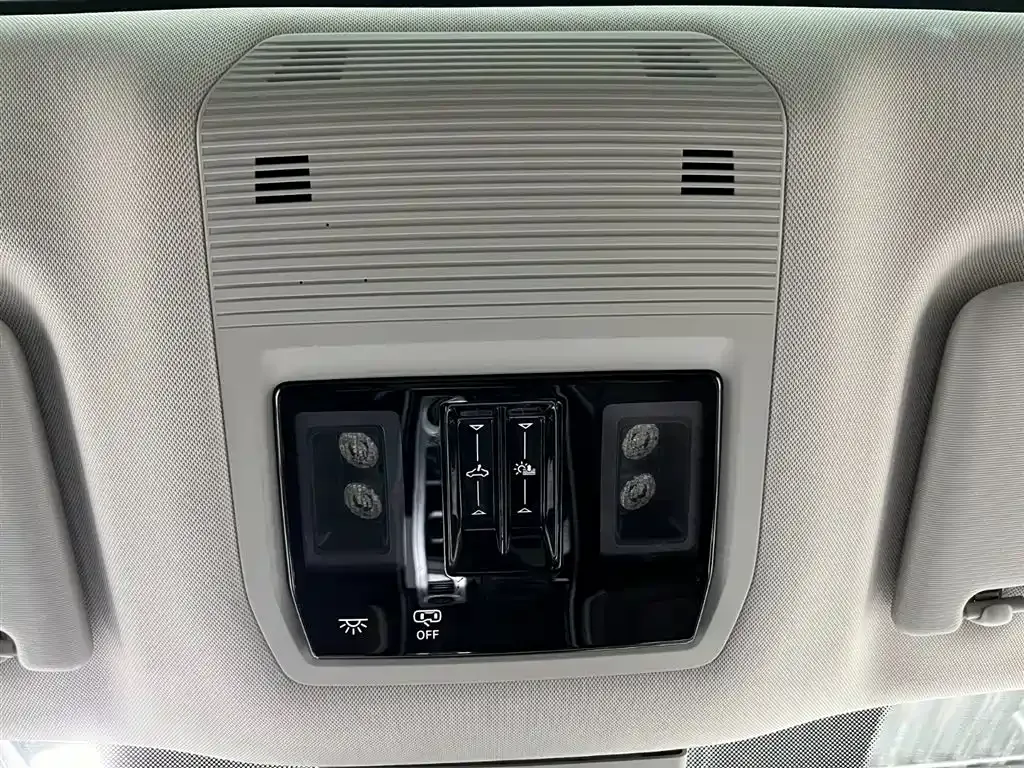 Volkswagen Tavendor 2022 из CN, фото 8