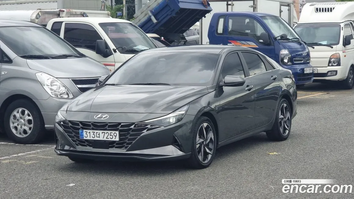 Hyundai AVANTE — фото 1
