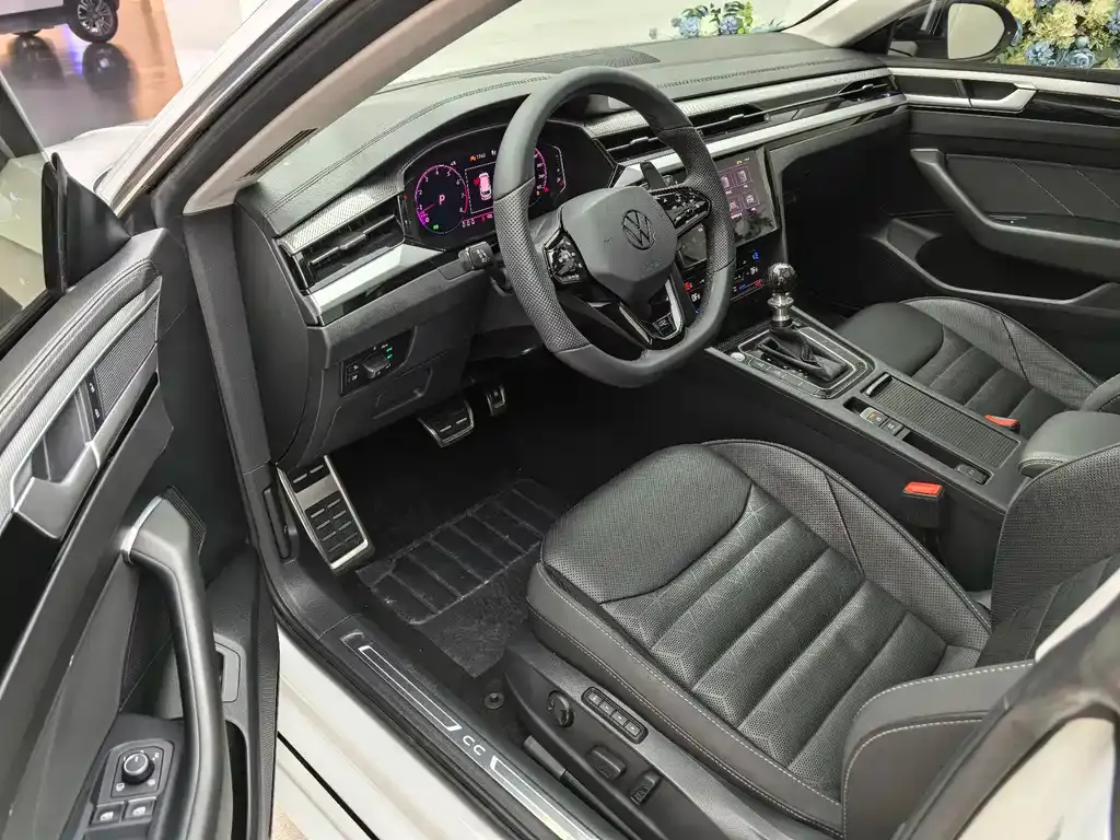 Volkswagen CC 2022 из CN, фото 8