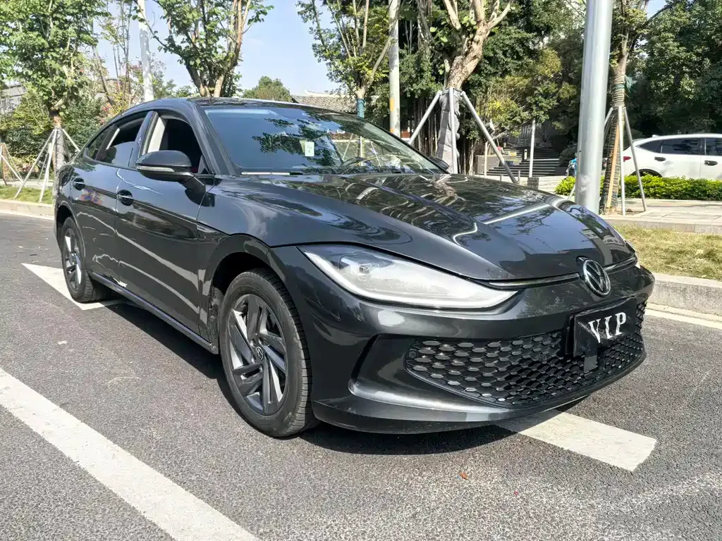 Volkswagen Lamando 2024 из CN, фото 3
