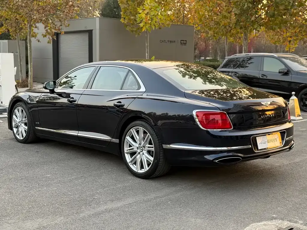 Bentley Flying Spur 2021 из CN, фото 10
