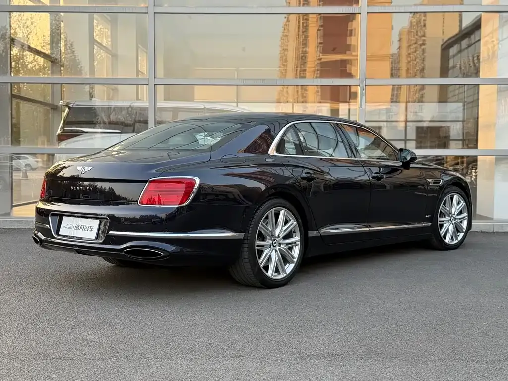 Bentley Flying Spur 2021 из CN, фото 4