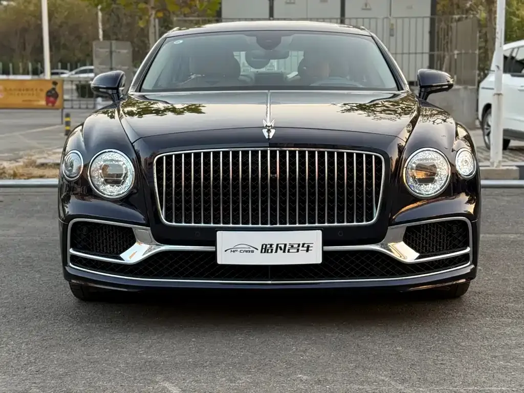 Bentley Flying Spur 2021 из CN, фото 8