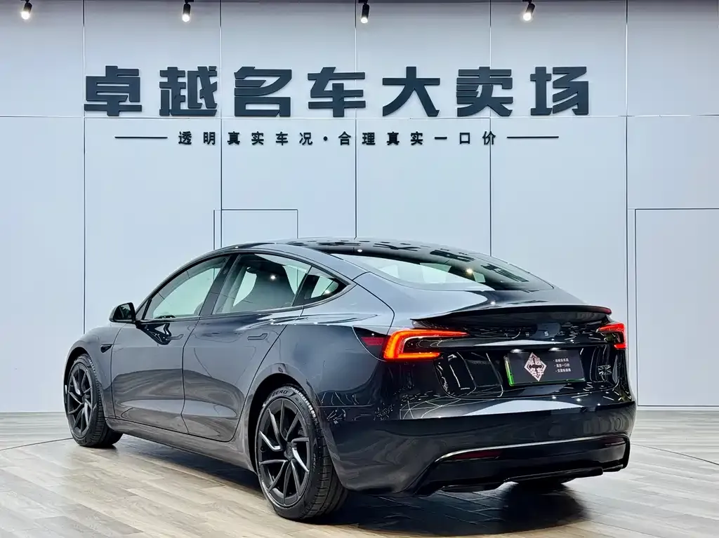 Tesla Model 3 2025 из CN, фото 4