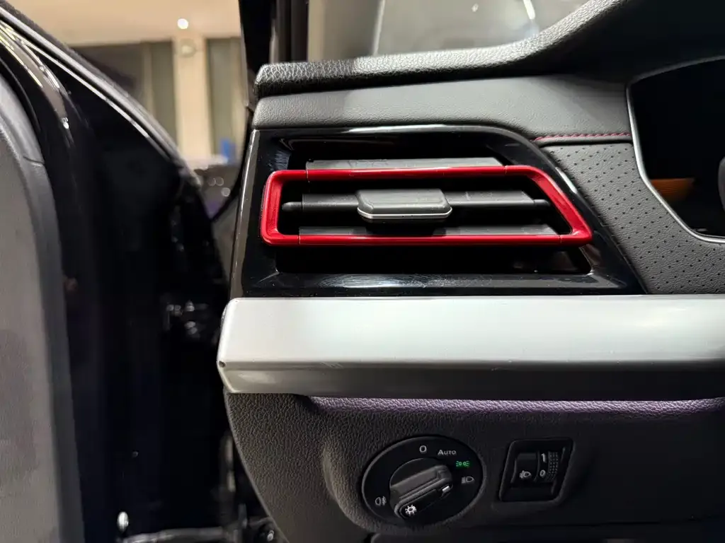 Volkswagen Lavida 2022 из CN, фото 9