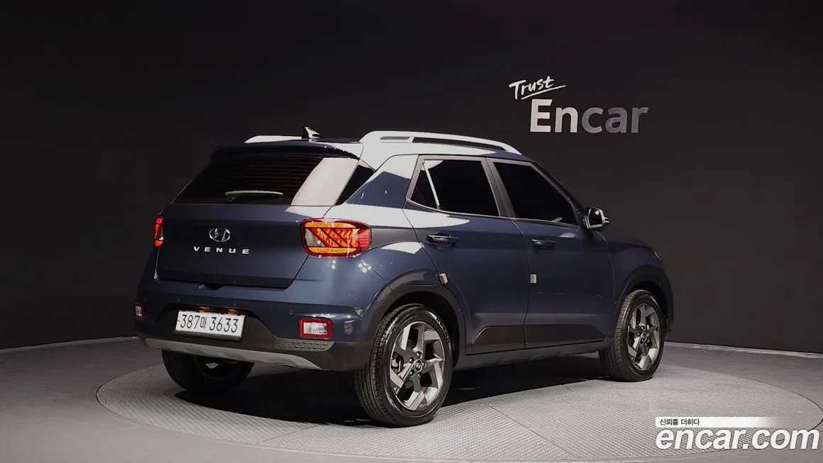 Hyundai Venue 2023 из KR, фото 2