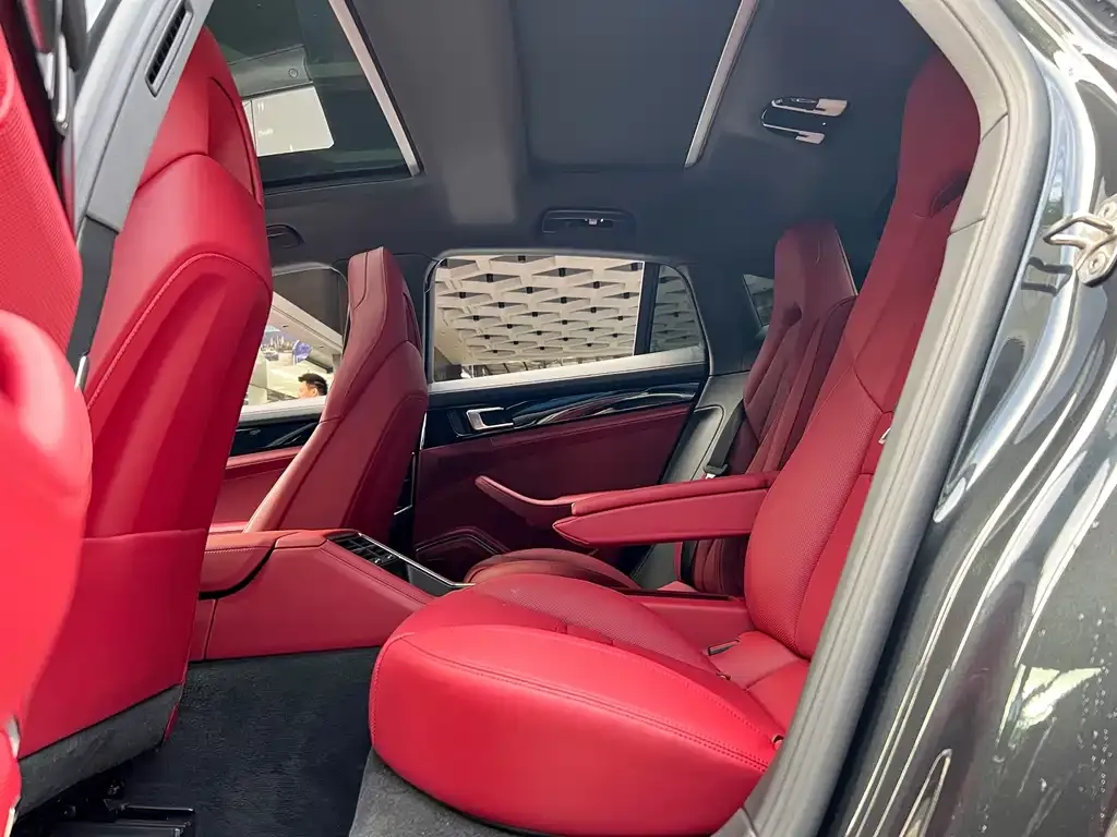 Porsche Panamera 2023 из CN, фото 8