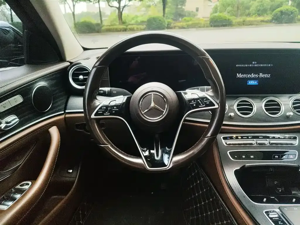 Mercedes-Benz E-Class 2023 из CN, фото 6