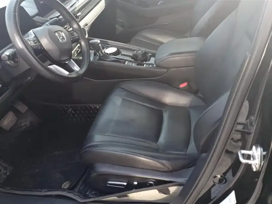 Honda Accord 2024 из CN, фото 9
