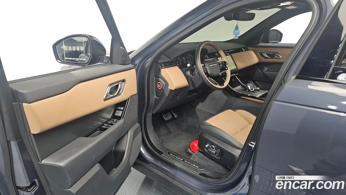 Land Rover Range Rover Velar 2025 из KR, фото 10