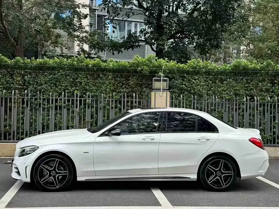 Mercedes-Benz C-Class — фото 2