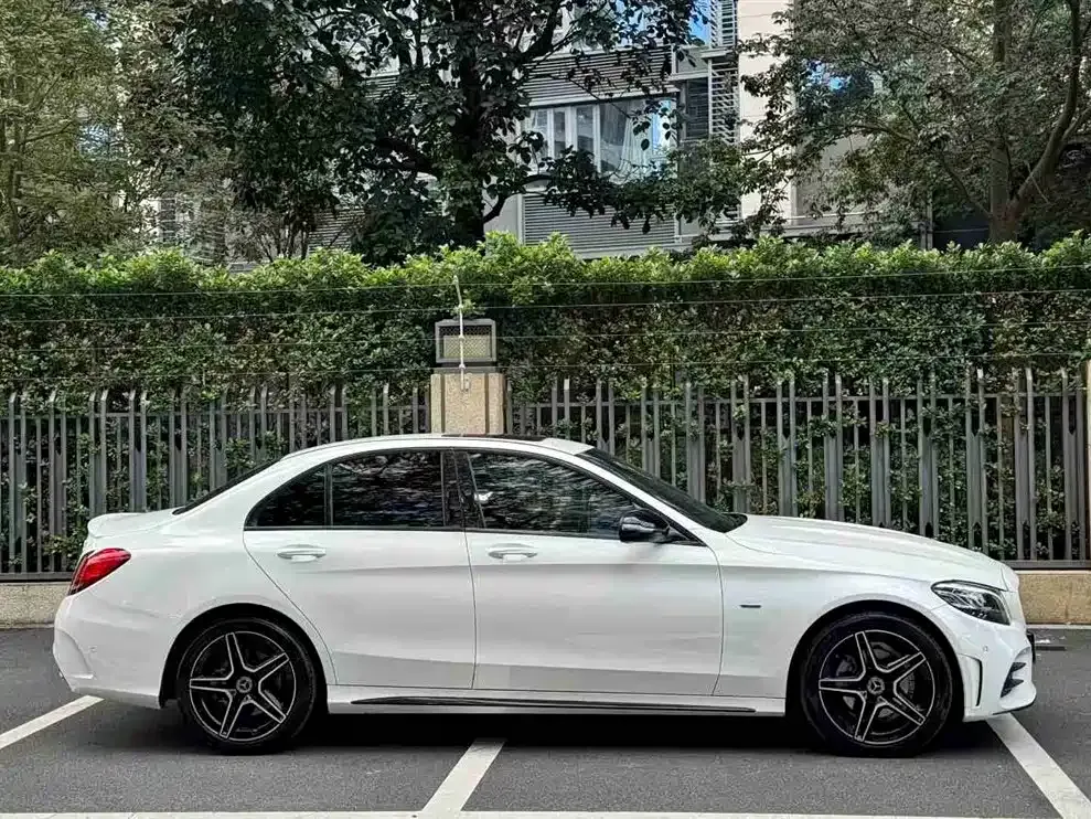 Mercedes-Benz C-Class — фото 4