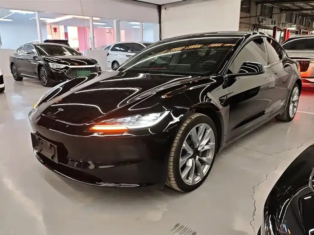 Tesla Model 3 2023 из CN, фото 1