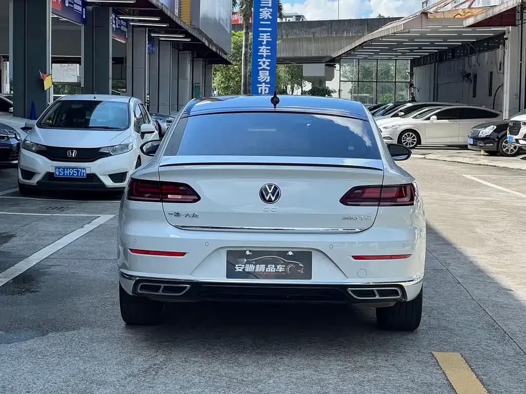 Volkswagen CC 2024 из CN, фото 5