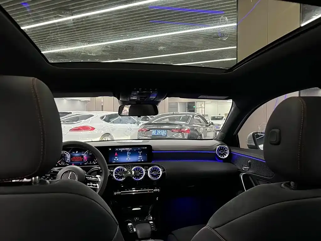 Mercedes-Benz A-Class 2023 из CN, фото 5